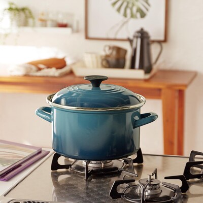 【ル・クルーゼ/LE CREUSET】軽くて扱いやすいホーロー鍋「EOSキャセロール」 【IH対応】3.7L